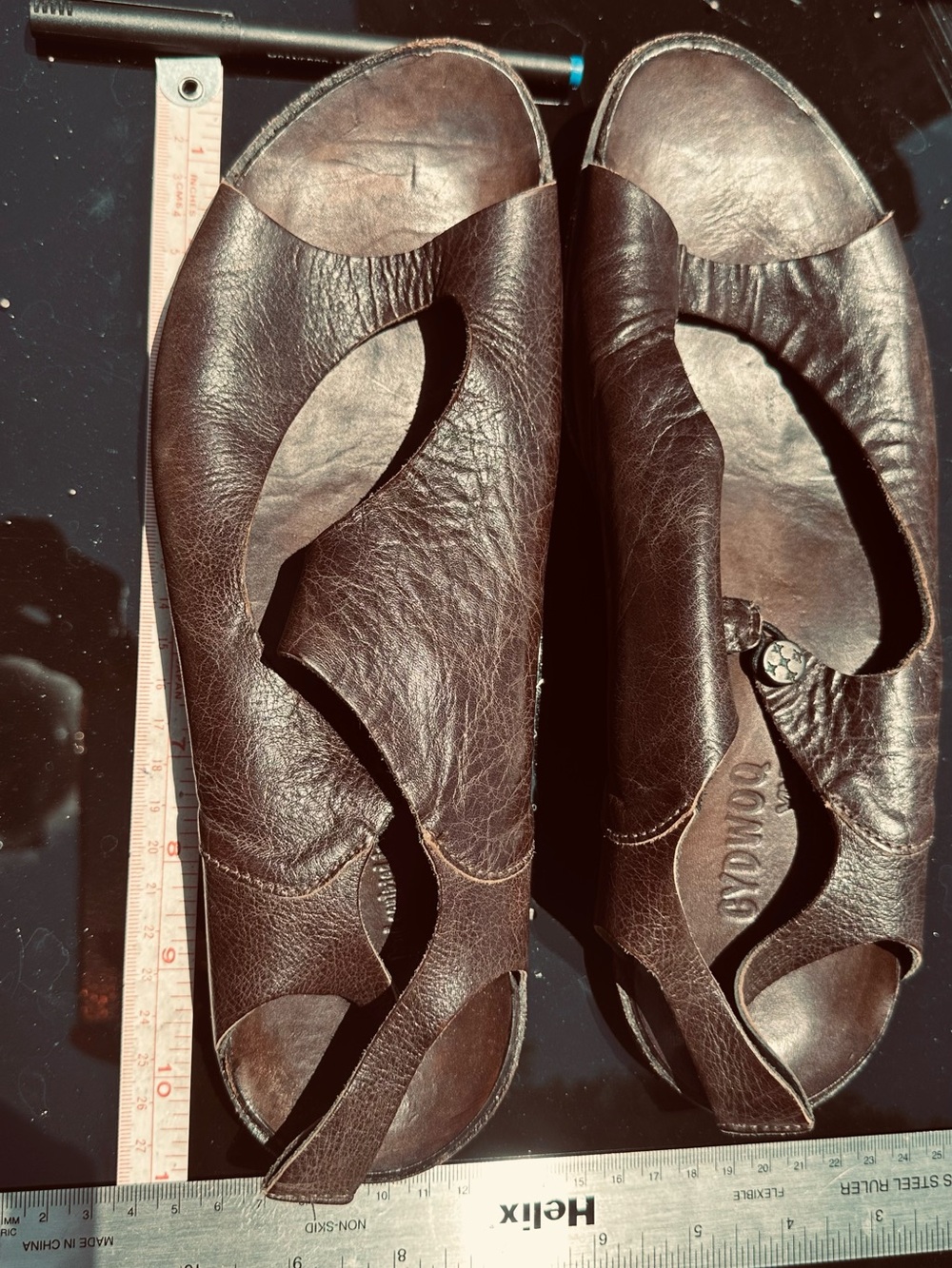 Cydwoq Handmade in USA size 41/11, Women's Drk CBrown Leather Cutout Sandals, EU